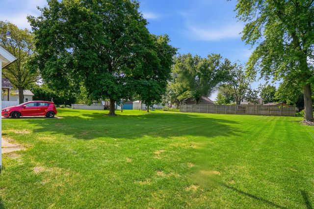 526 E Orange Street, Geneseo, IL 61254
