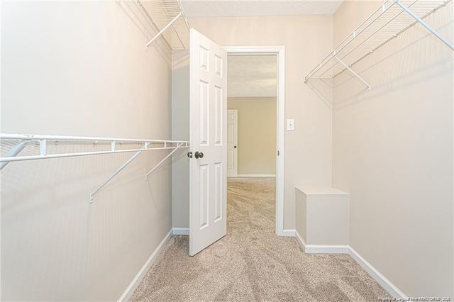 402 ROUNDTRTEE Drive, Fayetteville, NC 28303