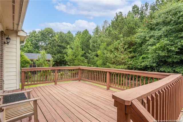 402 ROUNDTRTEE Drive, Fayetteville, NC 28303