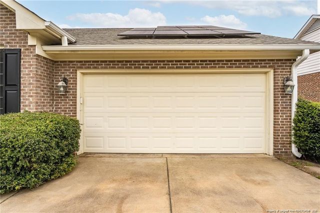 402 ROUNDTRTEE Drive, Fayetteville, NC 28303
