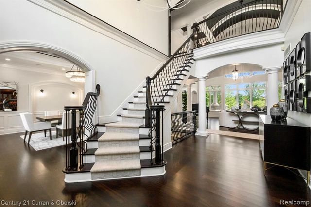 58415 10 Mile Road, South Lyon, MI 48178