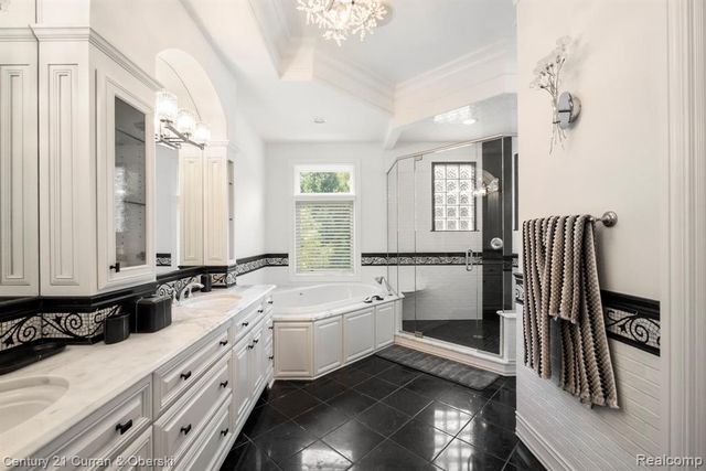 58415 10 Mile Road, South Lyon, MI 48178