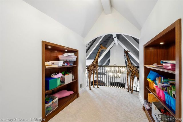 58415 10 Mile Road, South Lyon, MI 48178