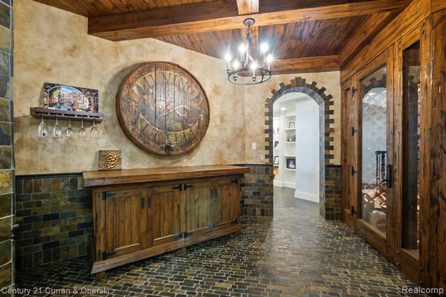 58415 10 Mile Road, South Lyon, MI 48178