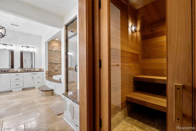 58415 10 Mile Road, South Lyon, MI 48178