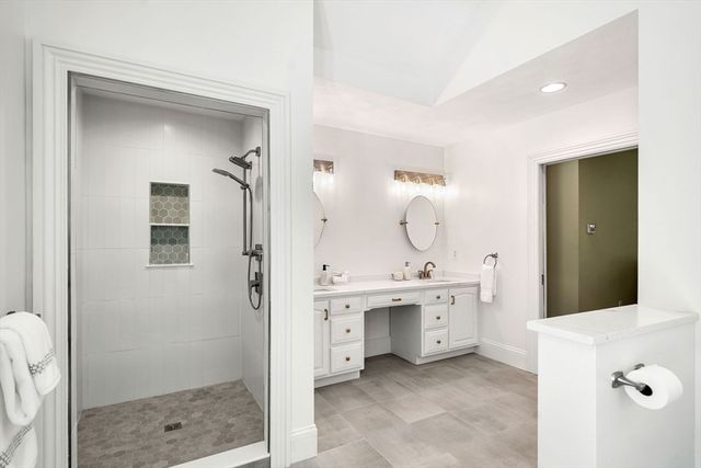 9 Fiorenza Dr, Wilmington, MA 01887