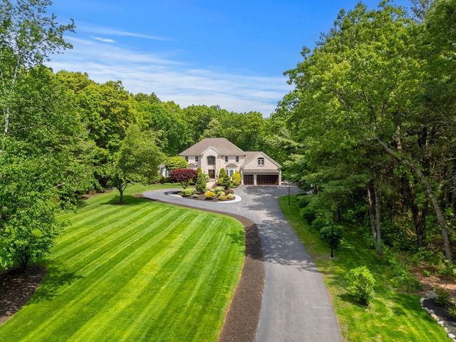 9 Fiorenza Dr, Wilmington, MA 01887