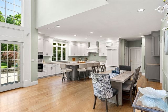 9 Fiorenza Dr, Wilmington, MA 01887