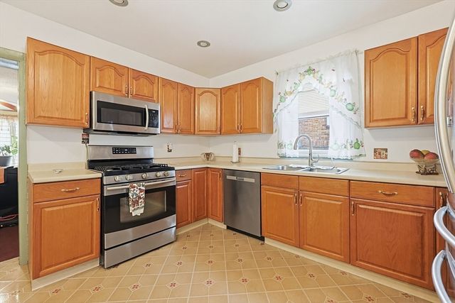 44 Tennis Rd, Boston, MA 02126