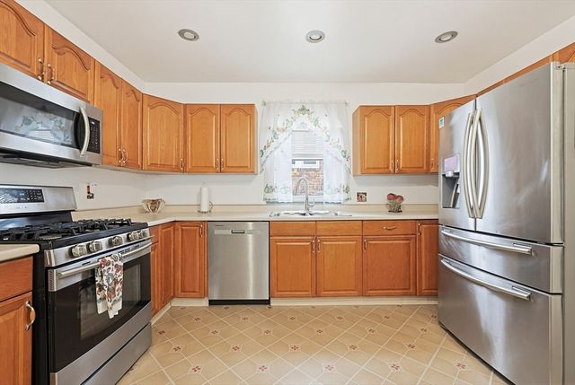 44 Tennis Rd, Boston, MA 02126