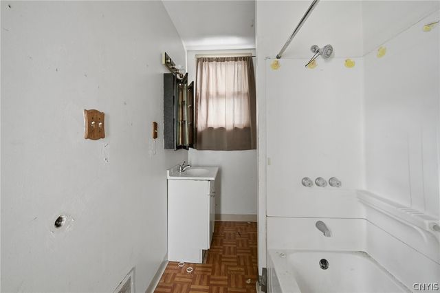 111 Lawrence Street, Syracuse, NY 13208