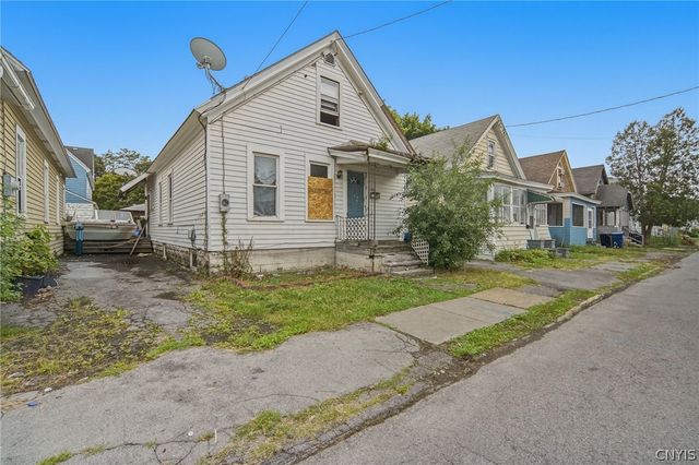 111 Lawrence Street, Syracuse, NY 13208
