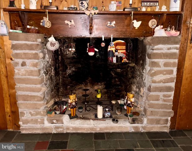 301 MAIN ST, Hulmeville, PA 19047