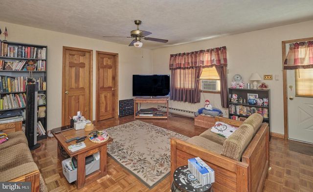 301 MAIN ST, Hulmeville, PA 19047