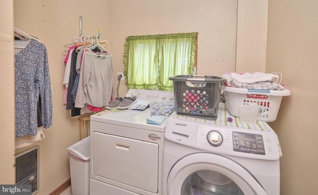 301 MAIN ST, Hulmeville, PA 19047