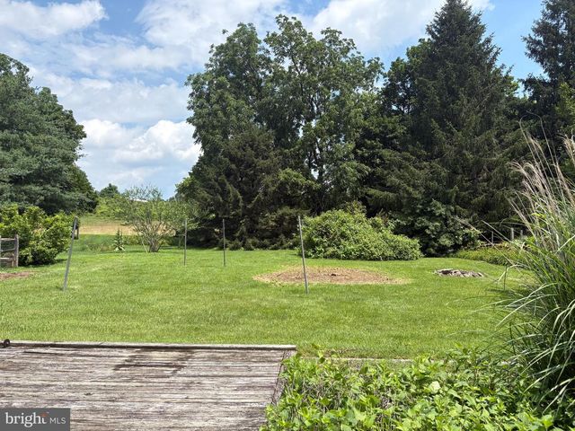 301 MAIN ST, Hulmeville, PA 19047