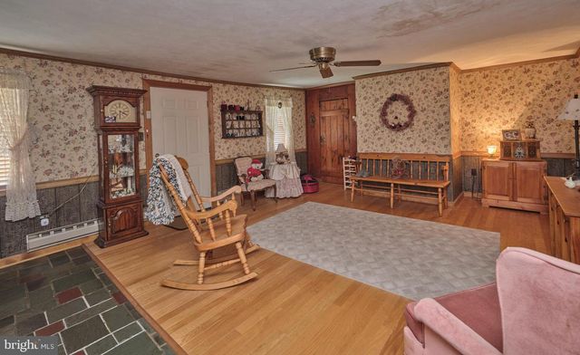 301 MAIN ST, Hulmeville, PA 19047