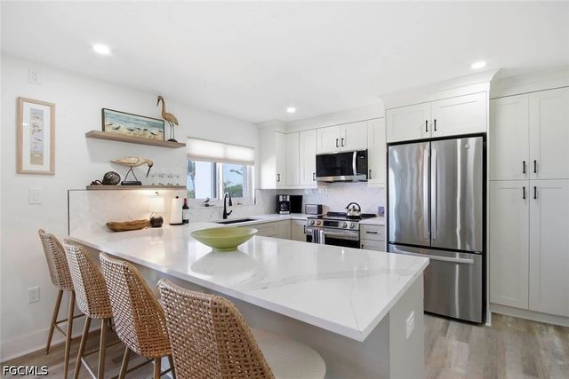 2265 W Gulf DR 320C, Sanibel, FL 33957