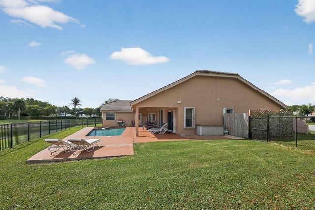 12301 Cabot Court, Boca Raton, FL 33428