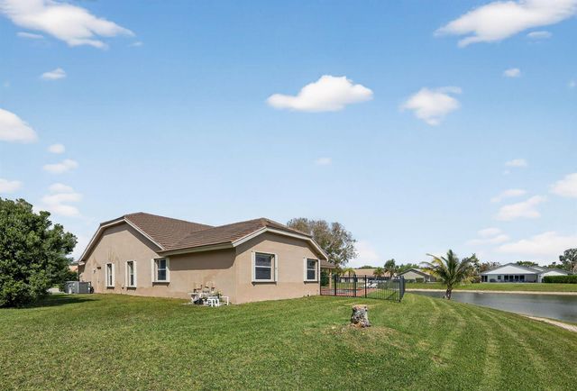 12301 Cabot Court, Boca Raton, FL 33428