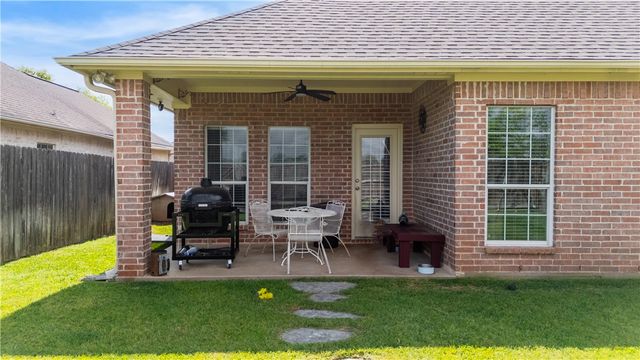 1011 Bougainvillea Street, College Station, TX 77845
