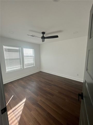 2227 Spyglass Drive, Navasota, TX 77868