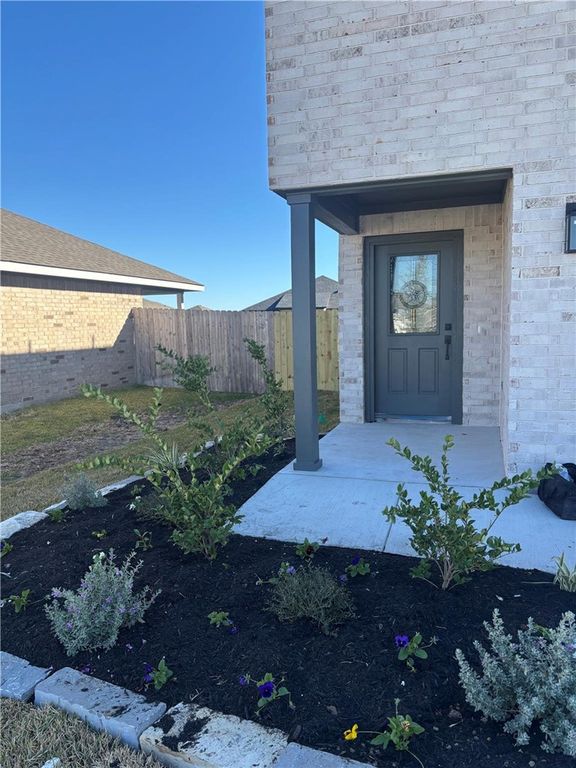 2227 Spyglass Drive, Navasota, TX 77868 — photo 3
