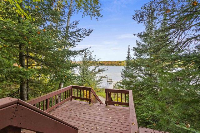 15811 CEDAR RIDGE LANE, Mountain, WI 54149
