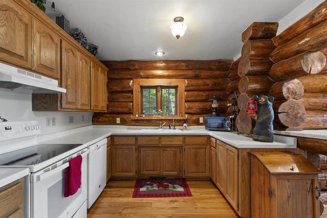 15811 CEDAR RIDGE LANE, Mountain, WI 54149