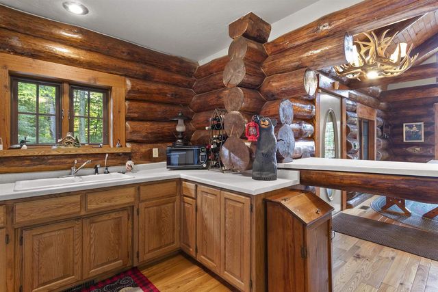 15811 CEDAR RIDGE LANE, Mountain, WI 54149