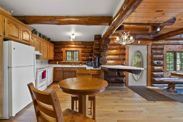 15811 CEDAR RIDGE LANE, Mountain, WI 54149