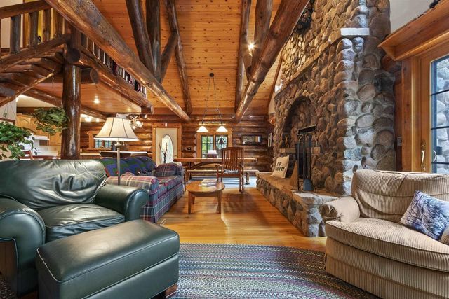 15811 CEDAR RIDGE LANE, Mountain, WI 54149