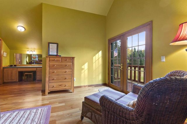 15811 CEDAR RIDGE LANE, Mountain, WI 54149