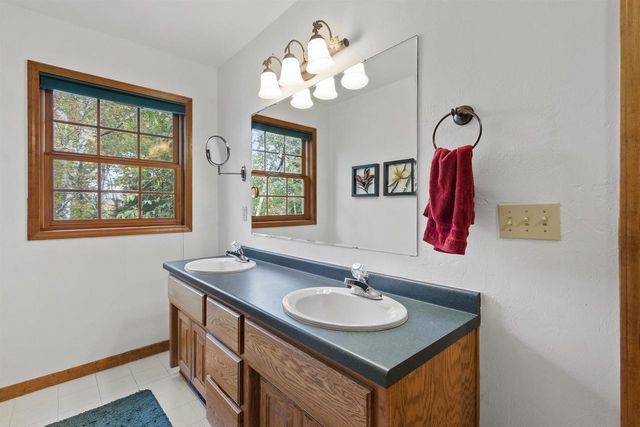 15811 CEDAR RIDGE LANE, Mountain, WI 54149