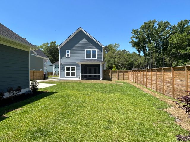101 Gray Pine Lane, Summerville, SC 29483