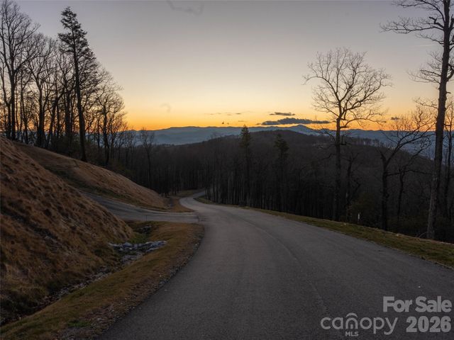 63 Summit Trail Drive Lot 25, Hendersonville, NC 28792