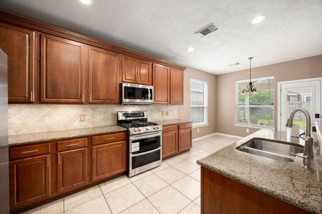 4526 Countrypines Drive, Spring, TX 77388
