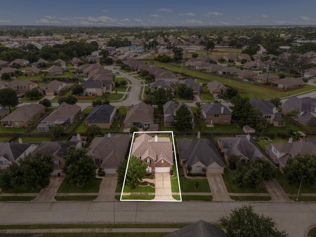 4526 Countrypines Drive, Spring, TX 77388