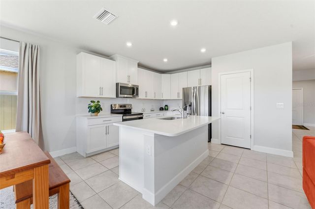 10378 GLIDING EAGLE WAY, Land O Lakes, FL 34638