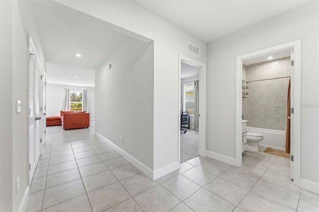 10378 GLIDING EAGLE WAY, Land O Lakes, FL 34638