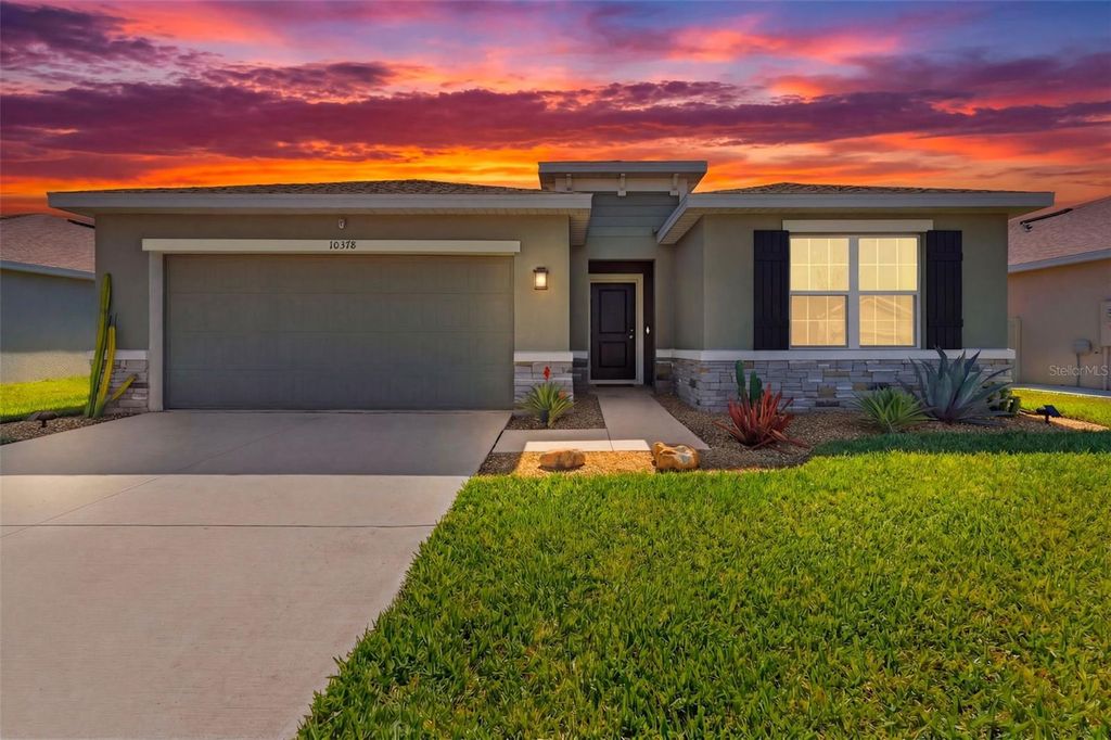10378 GLIDING EAGLE WAY, Land O Lakes, FL 34638