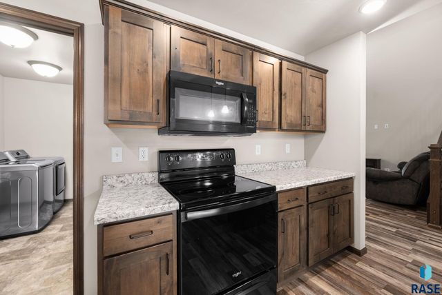 5011 E 63rd St Street, Sioux Falls, SD 57108