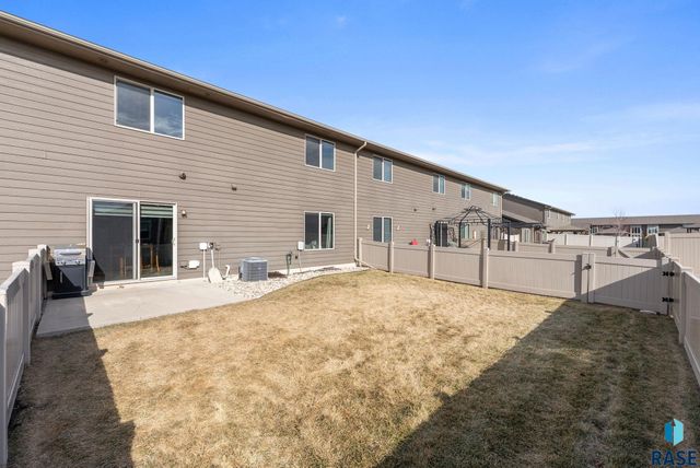 5011 E 63rd St Street, Sioux Falls, SD 57108