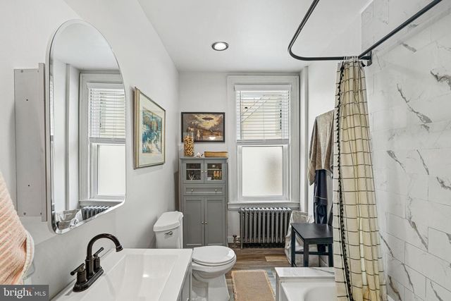 518 GREENWOOD AVE, Jenkintown, PA 19046