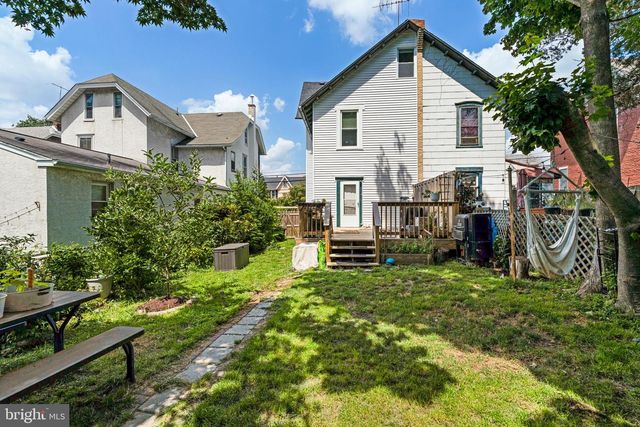 518 GREENWOOD AVE, Jenkintown, PA 19046