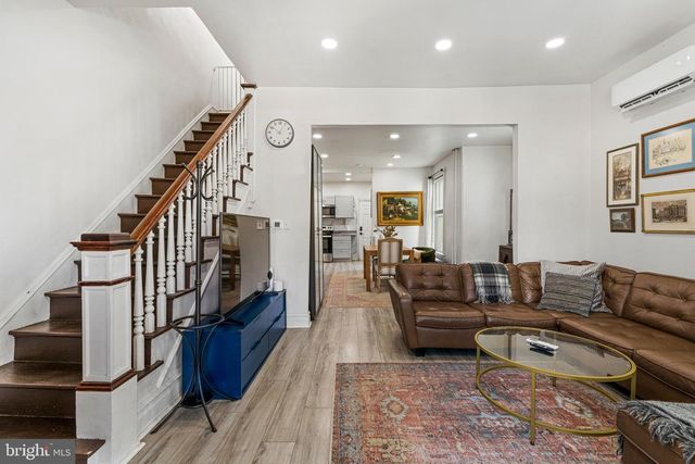 518 GREENWOOD AVE, Jenkintown, PA 19046
