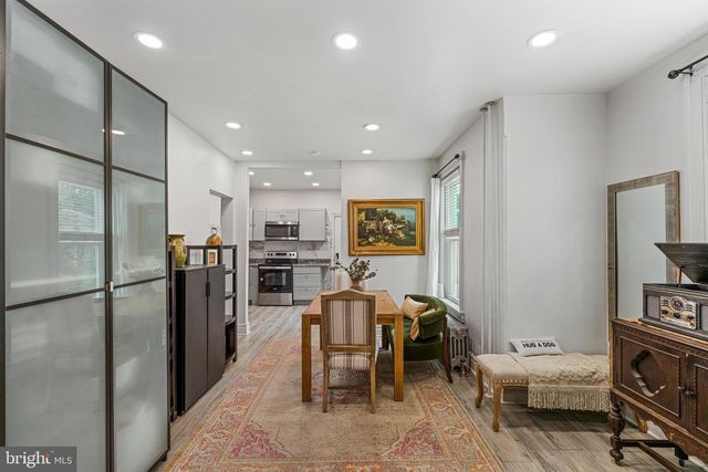 518 GREENWOOD AVE, Jenkintown, PA 19046