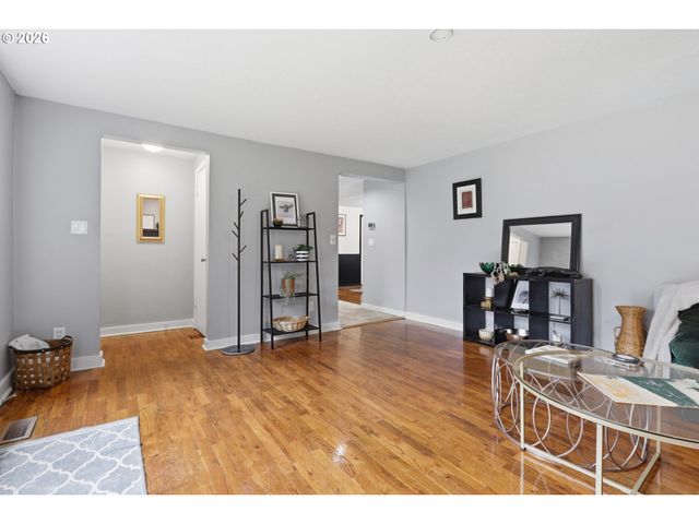 8712 Se 41ST Ave, Milwaukie, OR 97222