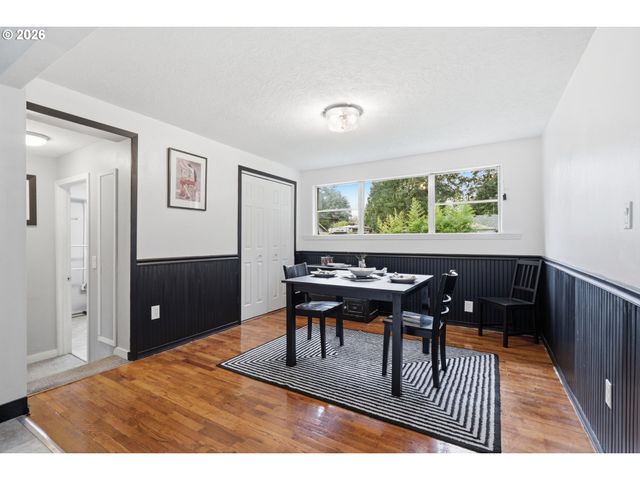 8712 Se 41ST Ave, Milwaukie, OR 97222