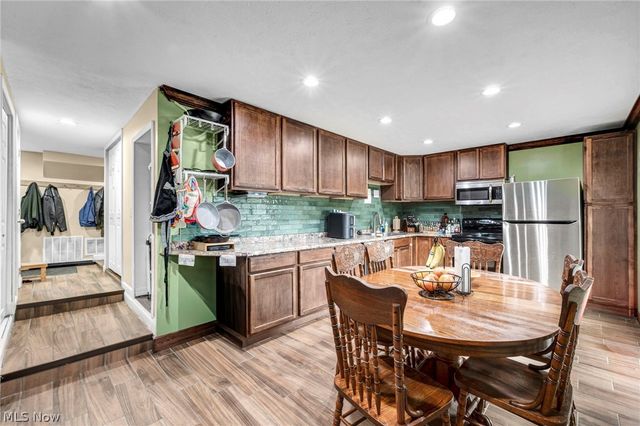 4705 State Route 303, Ravenna, OH 44266